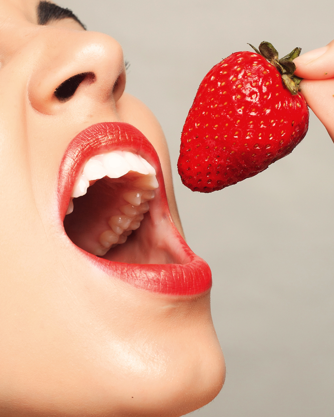 Manger trop vite peut-il faire gonfler le ventre ?