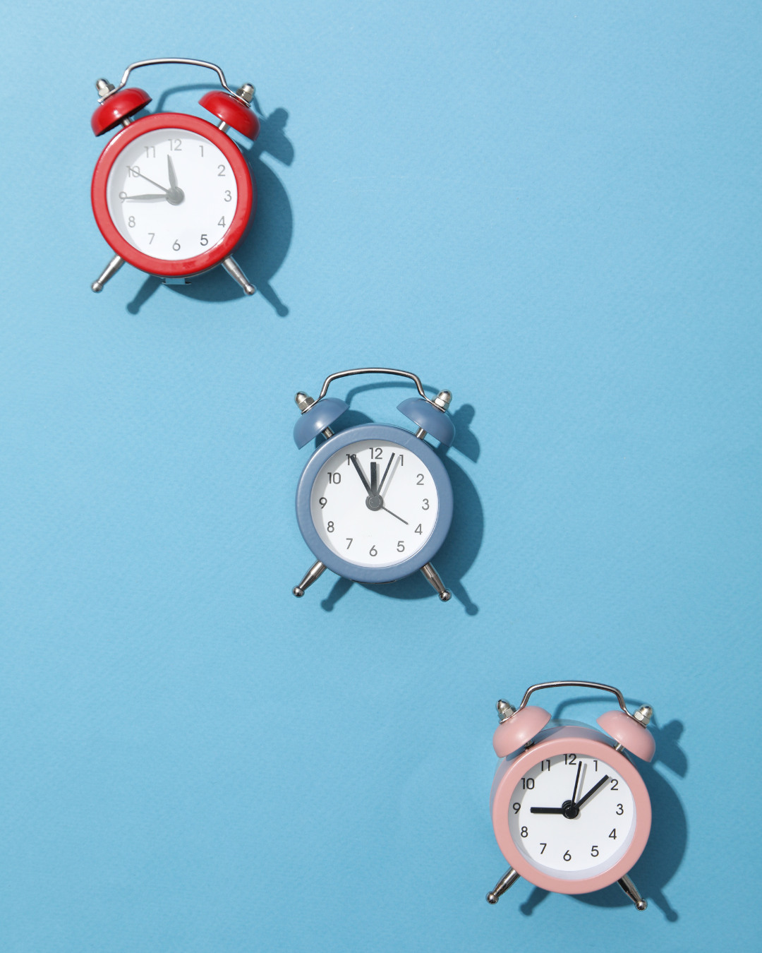 3 réveils